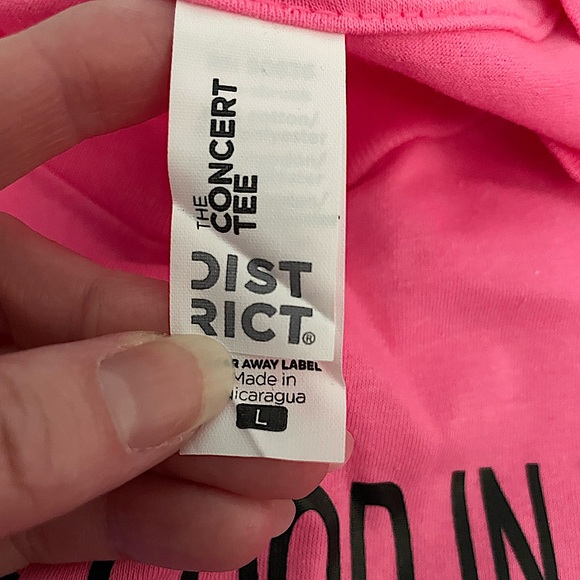 🔥Accept the Good in Your Life graphic tee🔥 - Picture 3 of 3